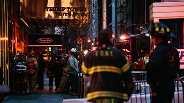 Ninguno de los integrantes de la familia Trump se encontraban en el edificio. No sufrieron daños las plantas donde Trump tiene su residencia privada y sus oficinas.