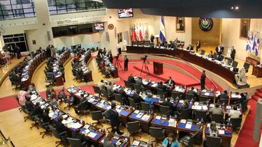 Congreso aprobó parte del paquete fiscal propuesto por ejecutivo salvadoreño