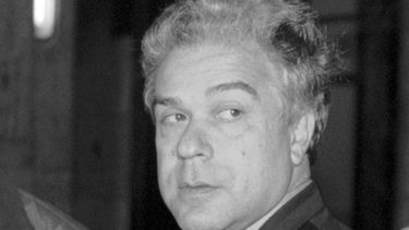 Giorgio Petrostefani, en una foto del 17 de octubre de 1995, atiende a su juicio por el asesinato del jefe de policía de Milán, Luigi Calabresi, por el cual fue sentenciado a 22 años de cárcel. Calabresi y otros seis acusados en Italia de terrorismo nacional fueron arrestados en Francia, el 28 de abril de 2021.&nbsp;