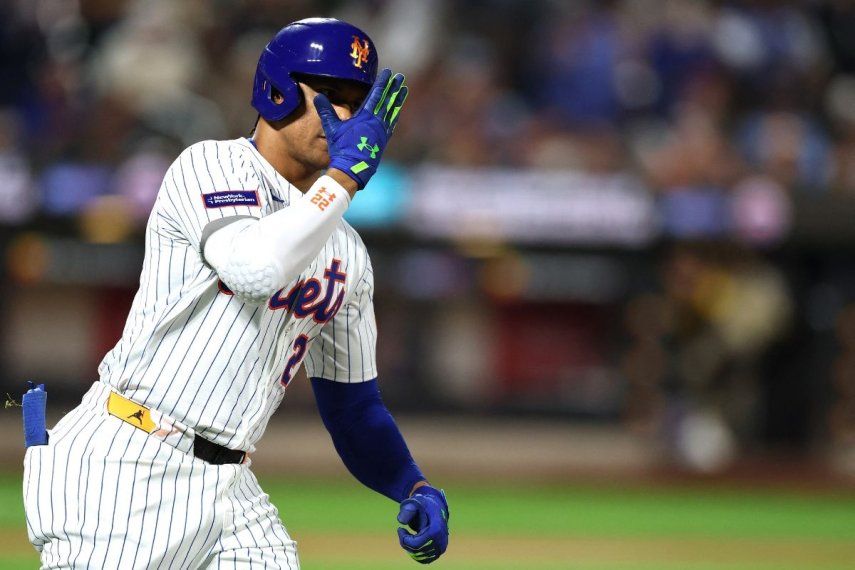 Juan Soto #22 de los Mets de Nueva York reacciona tras conectar un jonrón en la quinta entrada contra los Padres de San Diego en el Citi Field el 17 de septiembre de 2025 en el barrio de Queens de la ciudad de Nueva York.&nbsp;