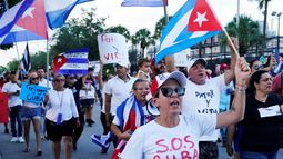 Exiliados cubanos condenan la represión del régimen de La Habana y piden libertad para Cuba.