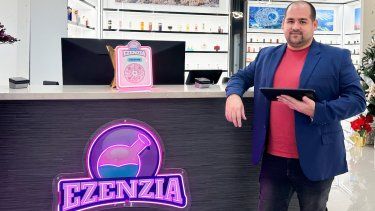 Javier Lazo, emprendedor y líder de Ezenzia y Perfumes USA.