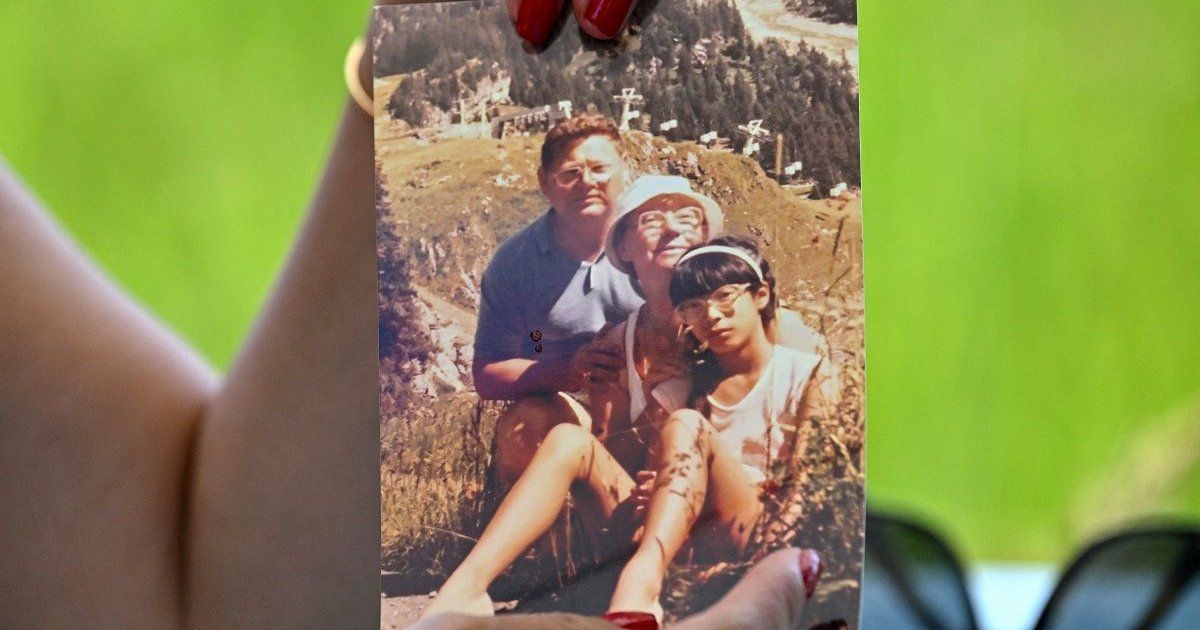 Los bebés evacuados de Vietnam en plena guerra buscan a sus madres 50 años después