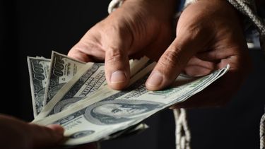 De acuerdo con cifras de la Oficina del Censo de Estados Unidos, el Seguro Social ofrece beneficios de jubilación a casi 70 millones de personas De acuerdo con cifras de la Oficina del Censo de Estados Unidos, el Seguro Social ofrece beneficios de jubilación a casi 70 millones de personas