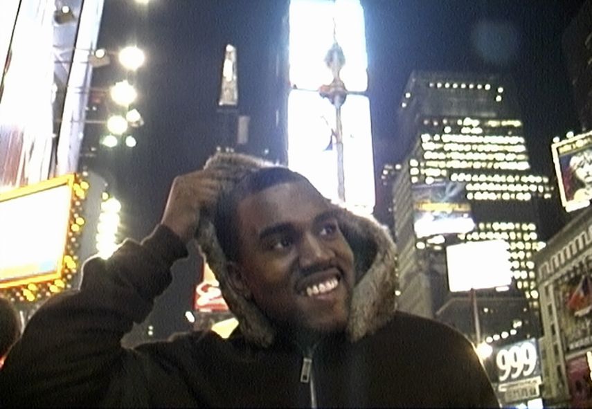En esta imagen difundida por Netflix, Kanye West en una escena del documental jeen-yuhs: A Kanye Trilogy. La película se estrenará en enero de 2022 en el Festival de Cine de Sundance.&nbsp;
