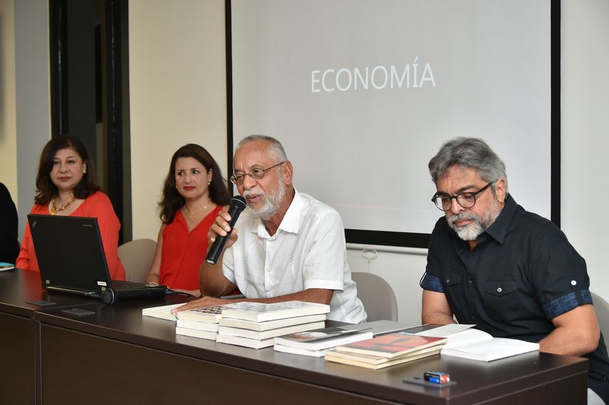 Freda Mosquera, Beatriz Mendoza, Eduardo Marceles y Jaime Cabrera.