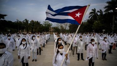 Denuncias revelan que los médicos cubanos son sometidos a esclavitud.&nbsp;