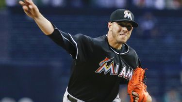 El cubano José Fernández también es el segundo pitcher en llegar a 200 ponches en la actual temporada, por detrás de Max Scherzer