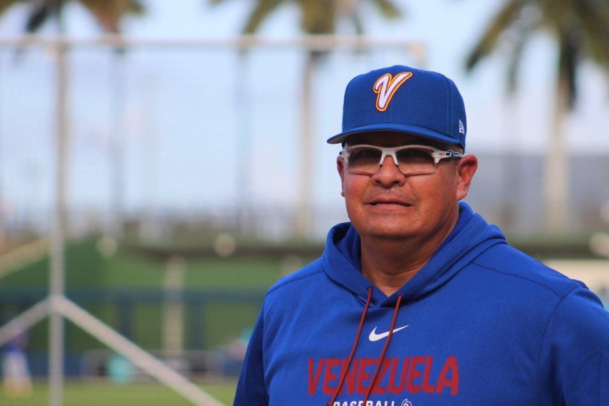 El manager de Venezuela,&nbsp; Omar López durante el entrenamiento de la selección prevional Clásico Mundial de Béisbol 2026