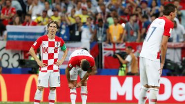 Modric, como le ocurrió el pasado Mundial de Brasil 2014 al argentino Leo Messi, recibió el reconocimiento un tanto triste tras haber perdido la final, ante Francia (4-2).