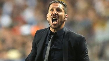 Simeone ha levantado el rendimiento del Atlético y ahora es de los equipos que da la pelea. (ARCHIVO)
