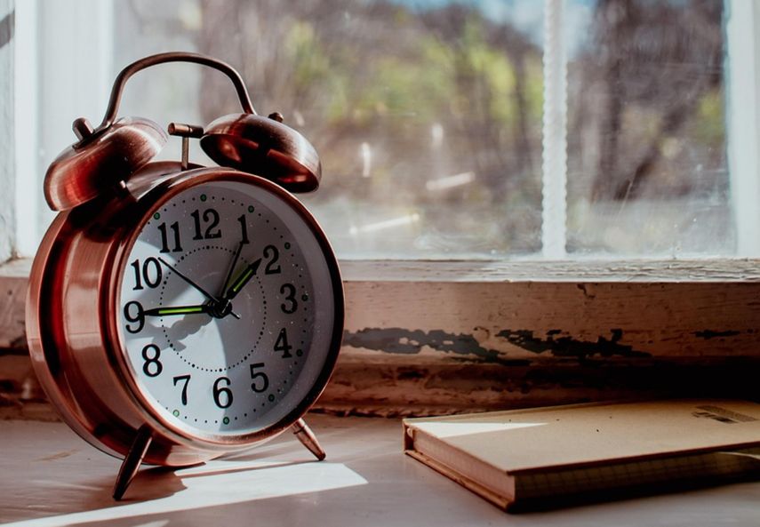 El horario verano inciará este domingo, 9 de marzo, en Estados Unidos
