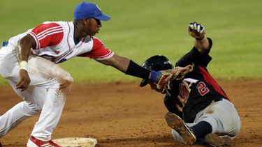 EEUU Y Cuba dejaron su record en 1-1