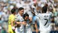 El centrocampista uruguayo del Real Madrid #08 Federico Valverde celebra con sus compañeros tras anotar el tercer gol de su equipo durante el partido del Grupo H de la Copa Mundial de Clubes de la FIFA 2025 entre el Real Madrid de España y el Pachuca de México en el estadio Bank of America en Charlotte el 22 de junio de 2025.&nbsp;