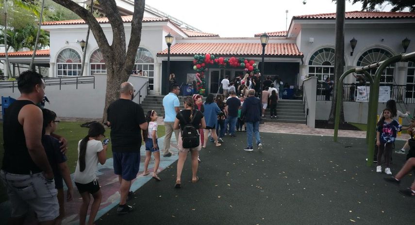 Más de mil pequeños recibieron el obsequio solicitado en esta Navidad.