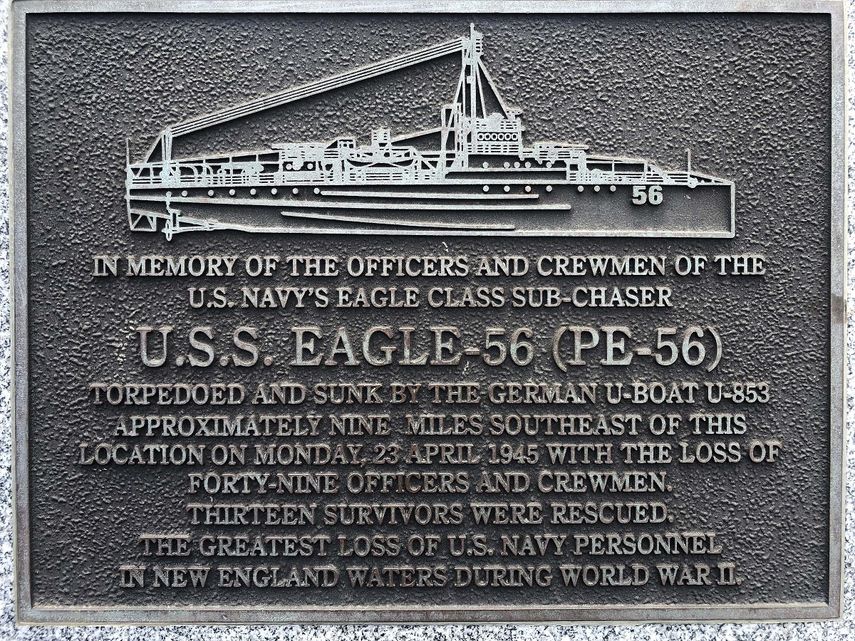 Esta fotograf&iacute;a muestra una placa sobre un buque de guerra de la Armada de Estados Unidos que naufrag&oacute; en la Segunda Guerra Mundial, que fue colocada en el parque Fort Williams en Cape Elizabeth, en Maine, el jueves 18 de julio de 2019.