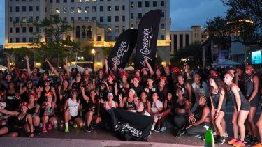 Al finalizar la competencia, todas las participantes recibieron una medalla especial tipo dije bañado en plata, símbolo del esfuerzo y conexión compartida en esta celebración binacional