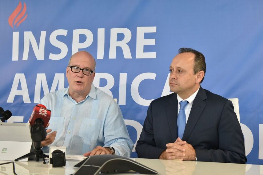 Orlando Gutiérrez Boronat, director del Directorio Democrático Cubano, y Marcell Felipe, presidente de la Fundación Inspira América.