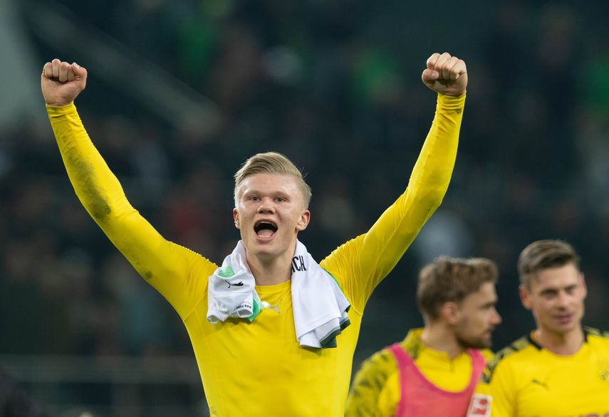 &nbsp; El futbolista noruego Erling&nbsp;Haaland&nbsp;ha admitido sentirse como en casa tras sus primeros meses en el Borussia Dortmund, desoyendo as&iacute; los rumores del inter&eacute;s que por &eacute;l tendr&iacute;an equipos de enjundia como FC Barcelona, Real Madrid o Manchester City.