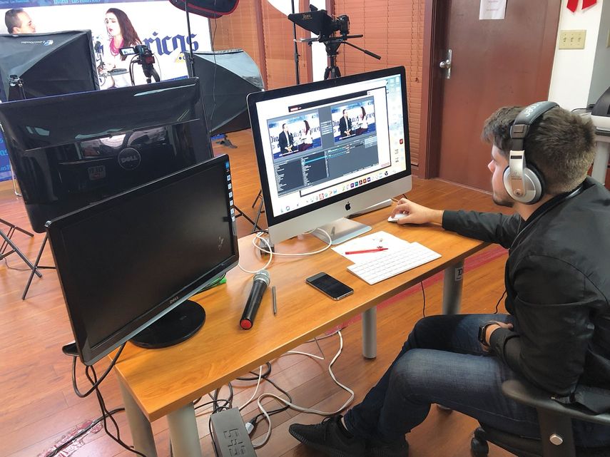 Un momento de la grabación del programa Hablemos de Inmigración en los estudios de DIARIO LAS AMÉRICAS.