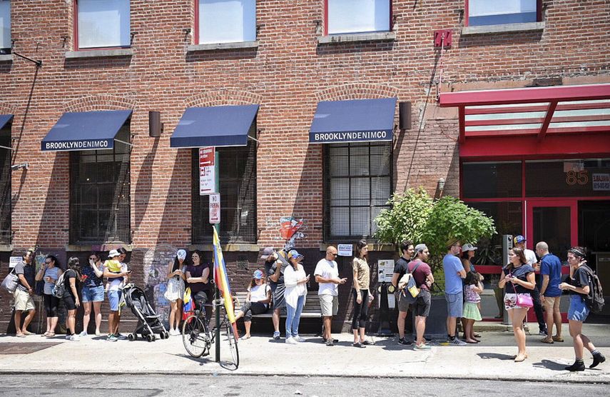 Fila de votantes del Punto Soberano en Williamsburg, Brooklyn. &nbsp;&nbsp;