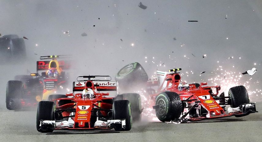 Hamilton aprovechó el accidente en la primara curva entre&nbsp;Sebastian Vettel, Kimi Raikkonen y Max Verstappen.&nbsp;
