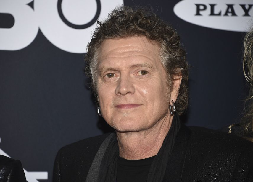 Rick Allen, de Def Leppard, llega a la ceremonia de incorporación al Salón de la Fama del Rock & Roll en el Barclays Center el 29 de marzo de 2019, en Nueva York. Allen dijo que se recupera tras ser atacado fuera de un hotel de Florida.