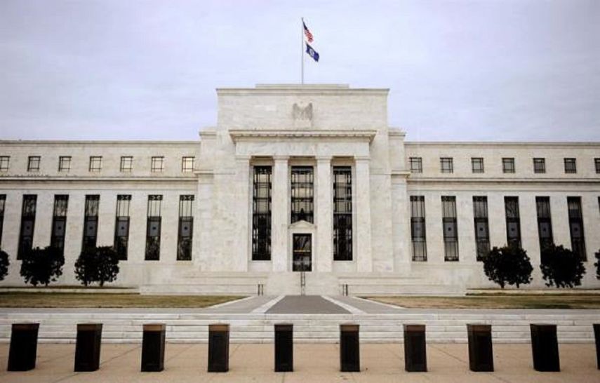 Vista parcial del edificio de la Reserva Federal de Estados Unidos.