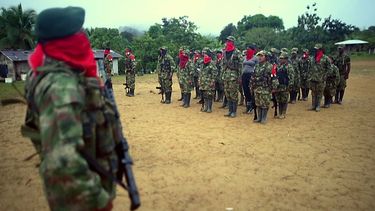 Vista de un grupo de guerrilleros del ELN en Colombia.