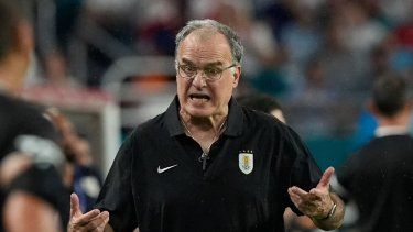 El técnico de Uruguay Marcelo Bielsa durante el partido contra Panamá por el Grupo C de la Copa América, el domingo 23 de junio de 2024, en Miami Gardens, Florida, el domingo 23 de junio de 2024.&nbsp;