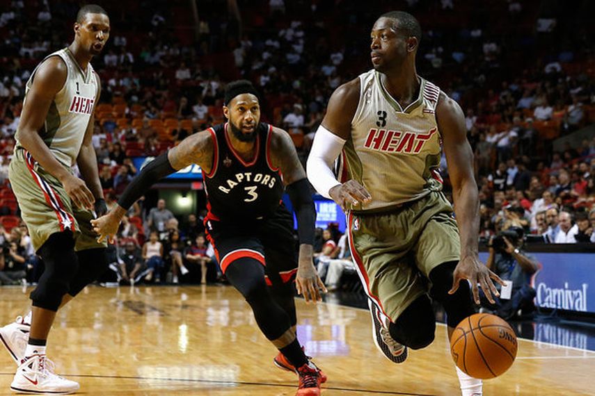 Wade logró una marca histórica en el baloncesto de la NBA. (ARCHIVO)