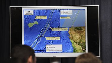 El barco Ocean Shield fue el primero en detectar los sonidos el pasado fin de semana. (EFE)