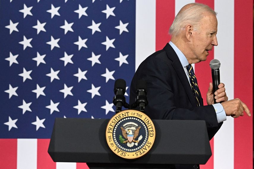 El presidente de los Estados Unidos, Joe Biden, habla sobre la economía en las instalaciones del Local 77 de la Unión Internacional de Ingenieros Operativos en Accokeek, Maryland, el 19 de abril de 2023. &nbsp;