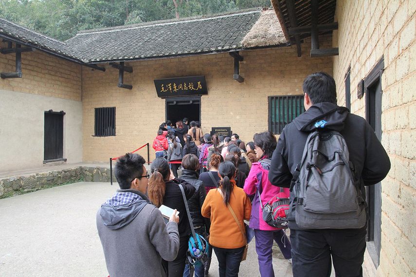 Grandes filas para entar a la casa museo