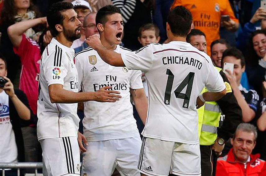 James Rodríguez anotó el primer gol del encuentro (EFE)