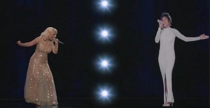 La actuación en el programa The Voice fue cancelada porque el holograma no tenía calidad