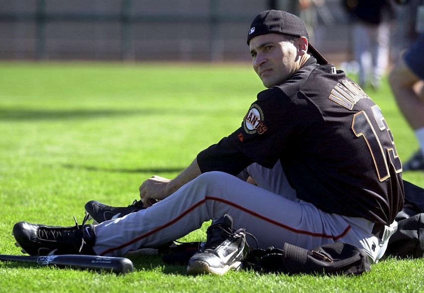 El campocorto, dueño de 11 Guantes de Oro, según las papeletas que se han hecho públicas ya no tiene opción para ser seleccionado este año pero se mantiene elegible para 2020.