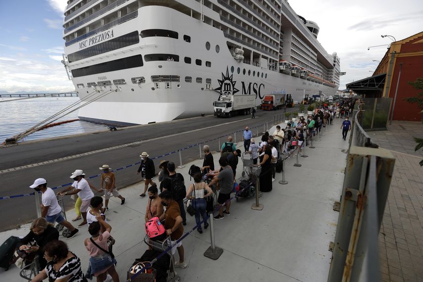 Cuba exporta trabajadores para cruceros en condicones de semiesclavitud