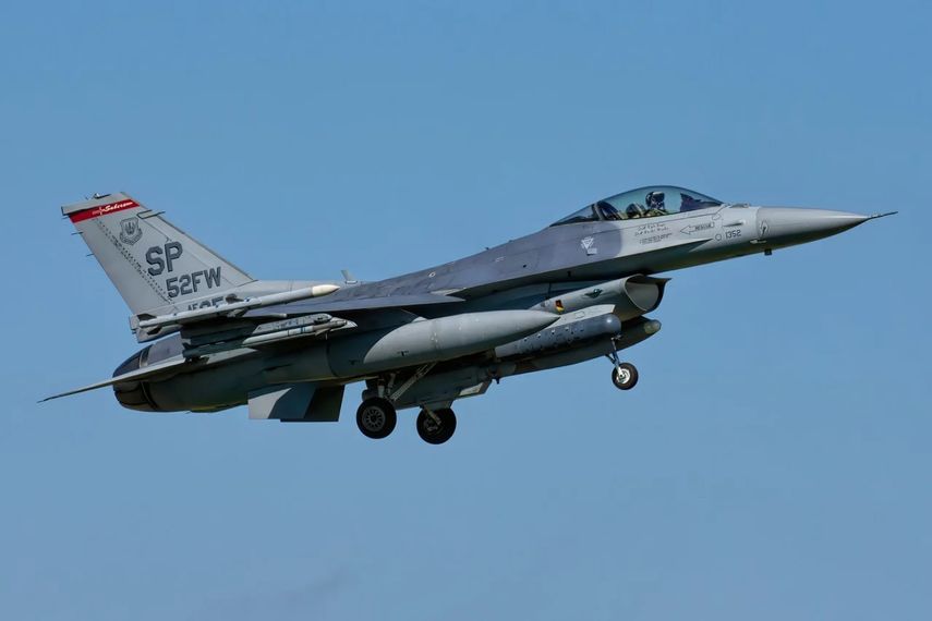 Además de la venta de piezas de F-16 y radares a Taiwán por USD 385 millones, Estados Unidos proveerá de apoyo y equipamiento para un sistema de comunicaciones tácticas