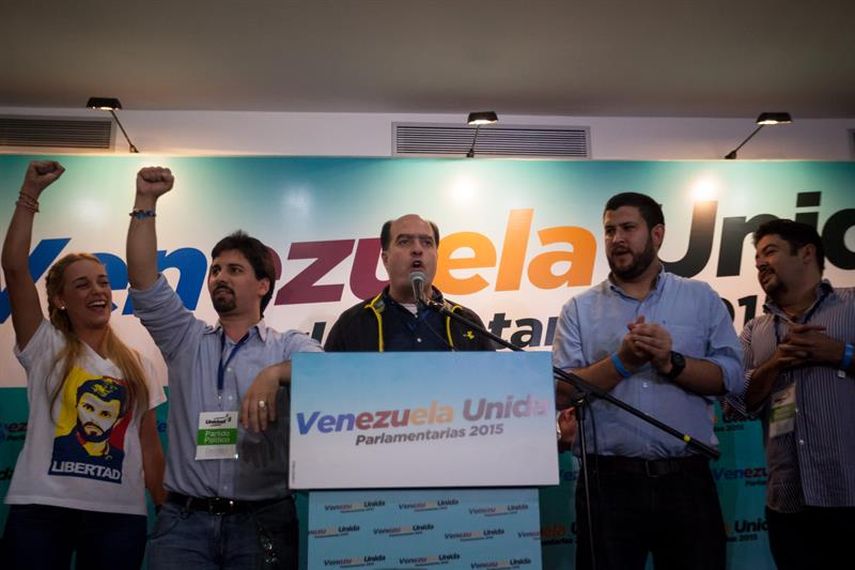Luego del contundente triunfo de la oposición venezolana, que ahora dominará la Asamblea Nacional, se abre el debate sobre los próximos pasos a seguir en materia política y legislativa. A su juicio, cuáles deben ser las prioridades de la Unidad Democrá
