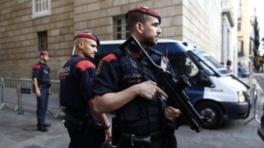 Policía en España durante un operativo policial. Imagen referencial.&nbsp;