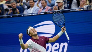 Casper Ruud reacciona tras derrotar a Matteo Berrettini en los cuartos de final del US Open tres set a cero, el martes 6 de septiembre de 2022, en Nueva York.&nbsp;