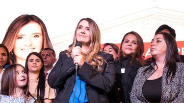 La senadora colombiana Paloma Valencia, candidata del Centro Democrático, defiende los valores tradicionales y el combate frontal a los grupos armados ilegales