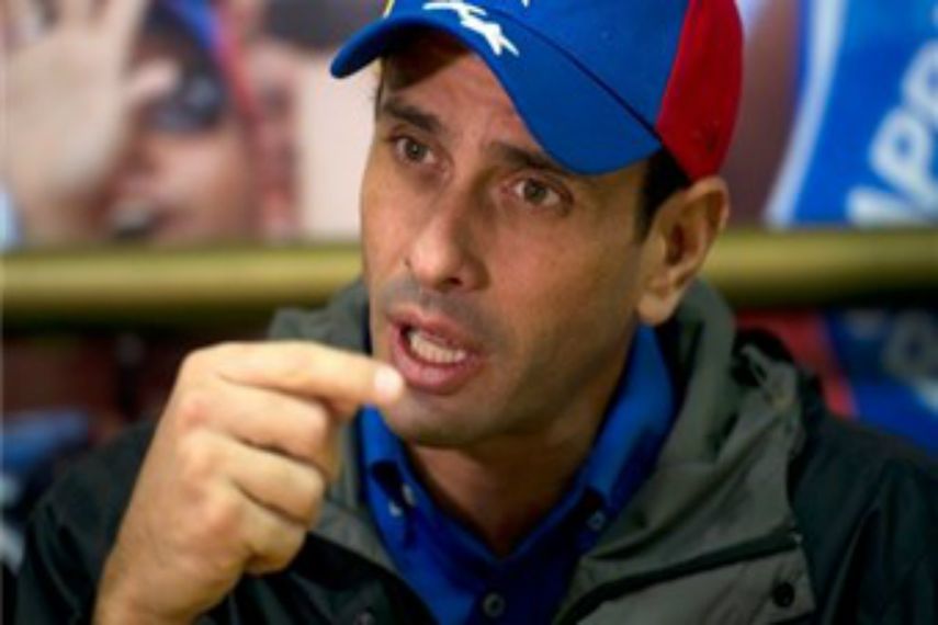 El dirigente opositor venezolano se encuentra en Nueva York para tratarse unas lesiones en la piel de su rostro (ARCHIVO)