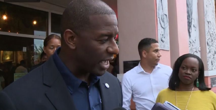 Gillum estará de regreso el domingo visitando a sus seguidores en los&nbsp;sitios de votación anticipada en Miramar y Fort Lauderdale.