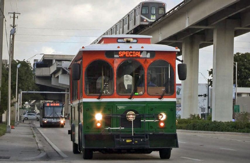 Trolleys que circulan por varias zonas de la ciudad de Miami (CORTESÍA)