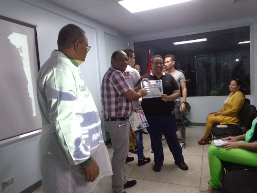 Según el régimen castristas estos profesionales tienen un importante rol (…) para sostener las misiones sociales.