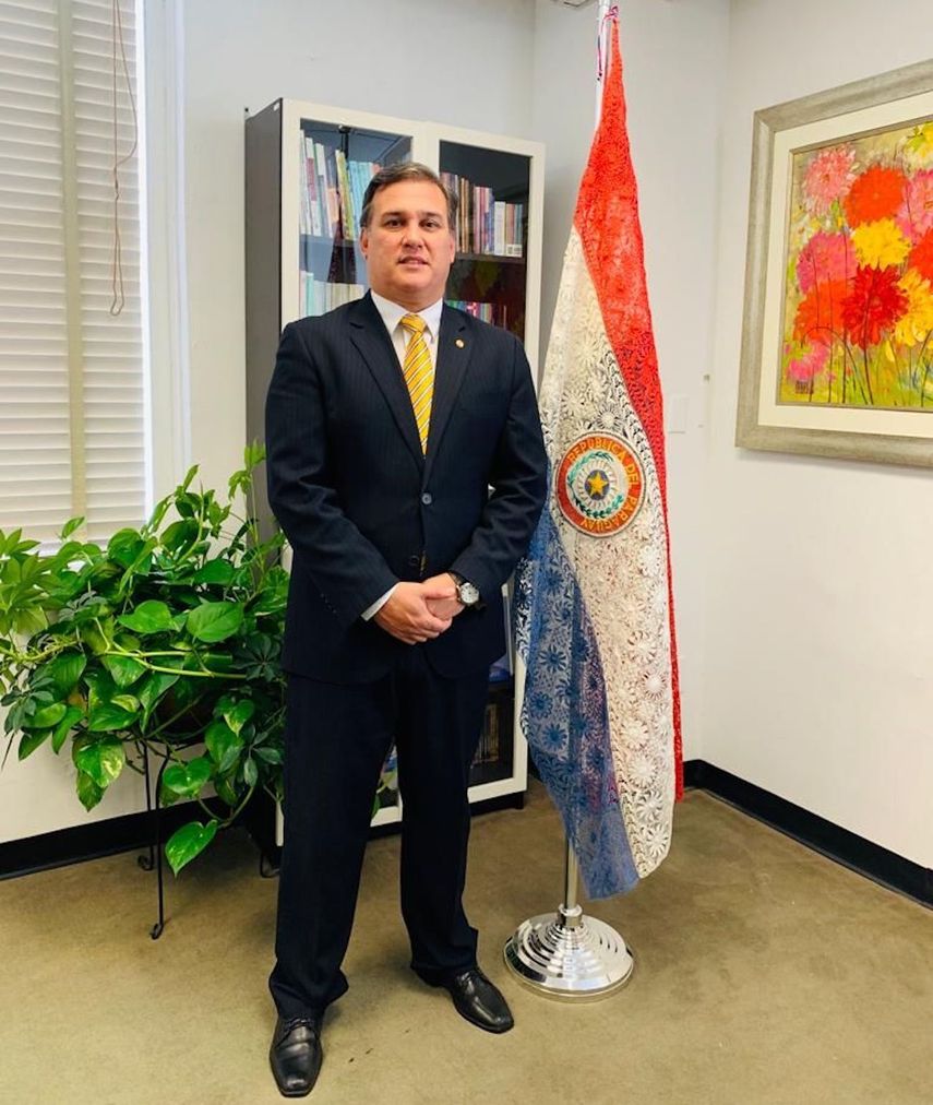 Justo Apodaca Paredes, Cónsul General de Paraguay en Miami.