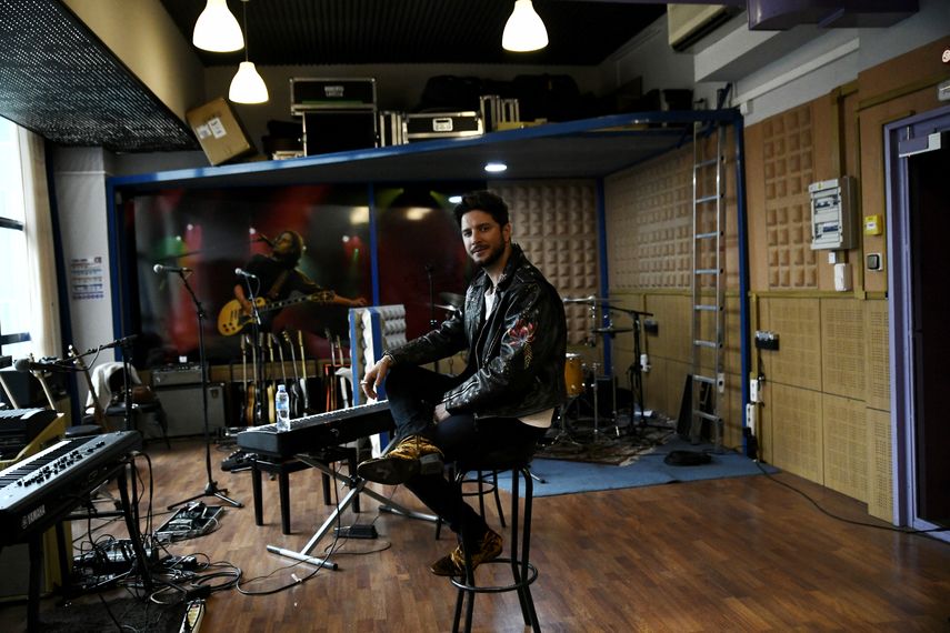 Como es natural, afirma el andaluz que todos los conciertos de esta gira van a ser especiales, pero admite que llenar el Wanda Metropolitano en Madrid con semejante aforo es algo aún más especial.&nbsp;