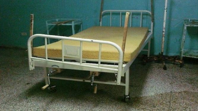 Segun varios testimonios se venden camas en hospitales de Cuba a altos precios en moneda nacional.